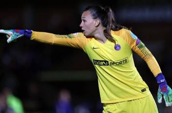 Paris Saint Germain de Christiane Endler informó tres casos positivos de coronavirus