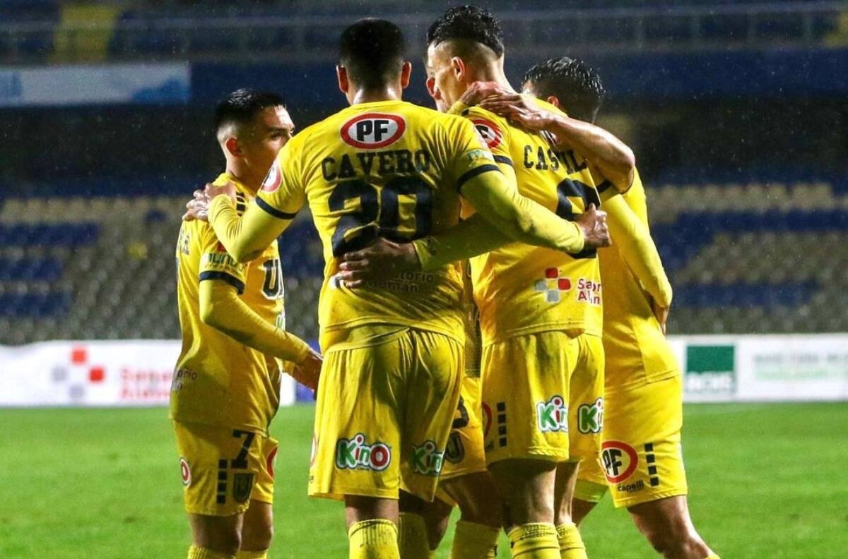 El delantero que pelea ser goleador en Primera B pero podría perderse el resto del torneo