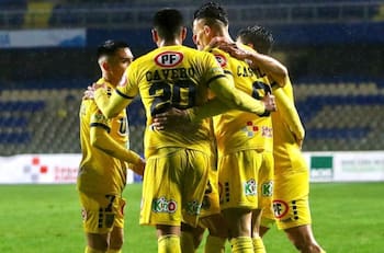 El delantero que pelea ser goleador en Primera B pero podría perderse el resto del torneo