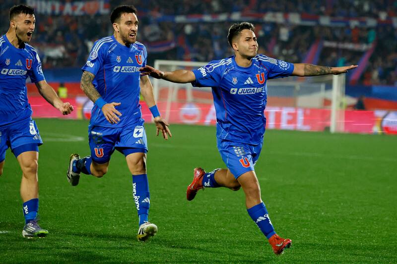 La U venció al Rojo, en los octavos de final de la Copa Sudamericana 2025.