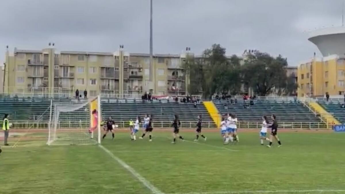 VIDEO | Debut soñado: Yamila Pérez deslumbró en su primer partido con la UC anotando un golazo de tiro libre