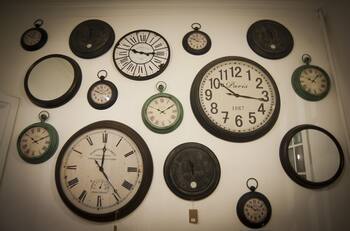 Horario de invierno: Cuándo se debe cambiar la hora en Chile