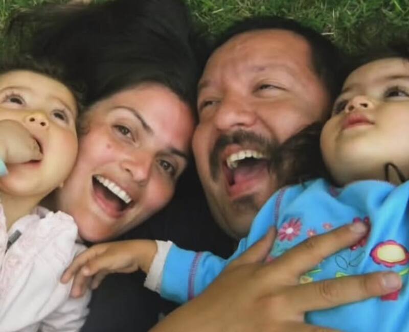 La pareja tuvo dos hijas: Julieta, hoy de 16 y Luciana, de 15 años. Créditos: Instagram