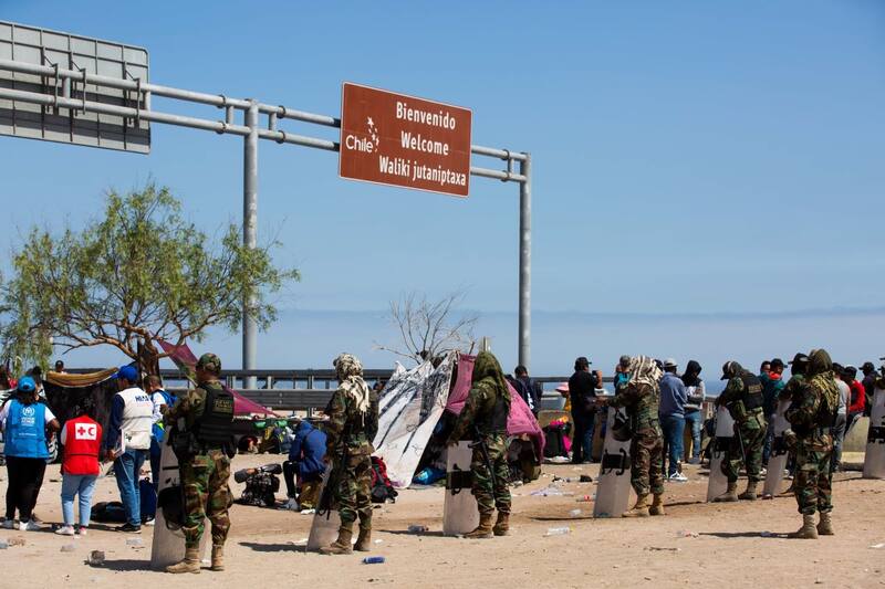 La situación es compleja en el paso fronterizo de Chacalluta. Foto: ATON.