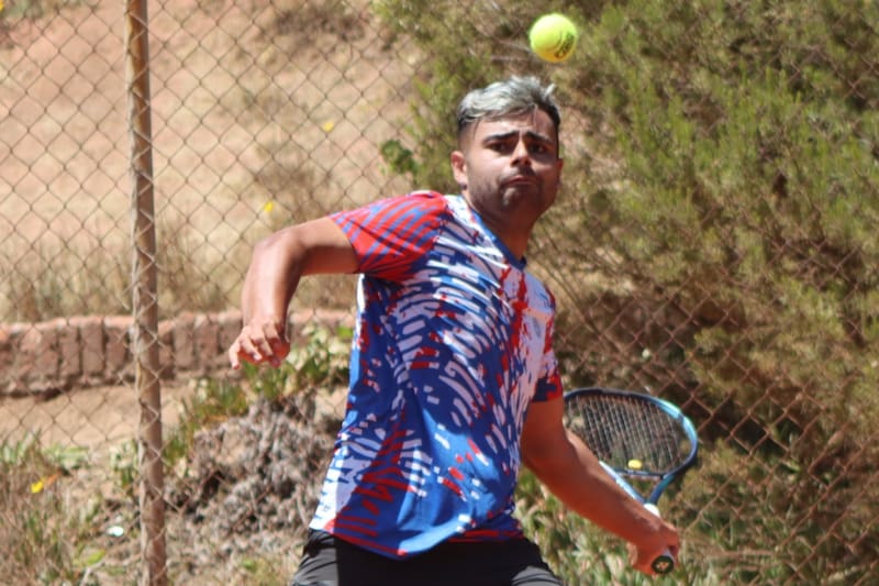 Tras las lesiones, se encuentra hospitalizado, consciente y fuera de riesgo vital. Foto: Benjamín Larraín / En Cancha.