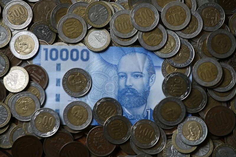 El beneficio se entrega a los hogares más vulnerables del país que tengan hijos pequeños.