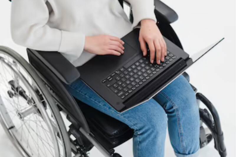 Revisa cómo postular y quiénes pueden recibir el beneficio. Créditos: Freepik