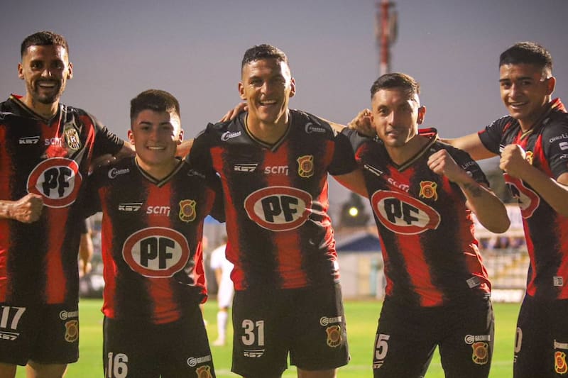 Los piducanos vencieron por un categórico 3-0 a Deportes Santa Cruz.