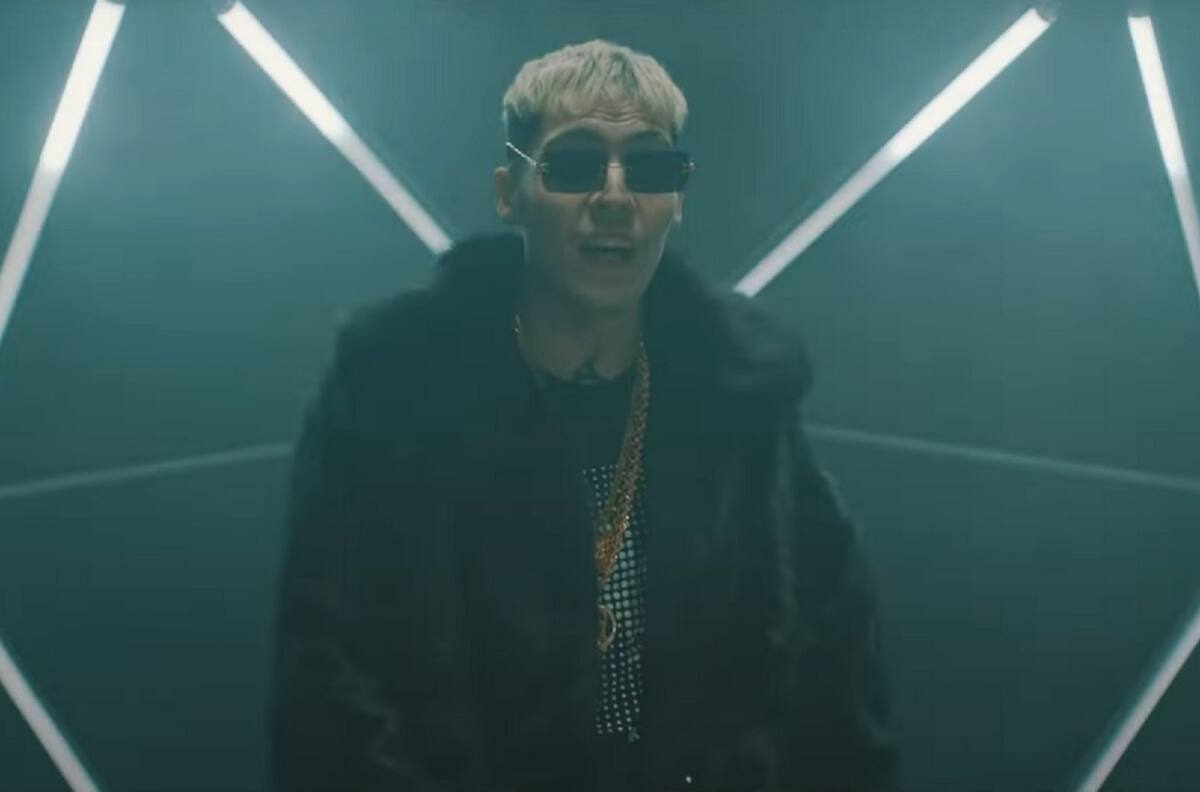 Marcianeke vuelve a tomar por asalto YouTube con su nuevo single "Antes"