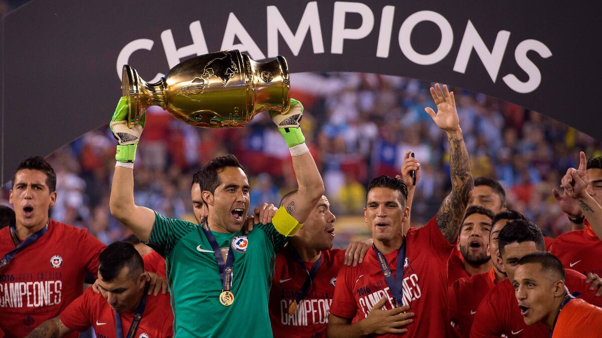Históricos de la 'Roja': "No se puede comparar dos Copas América con un tercer lugar en un Mundial"