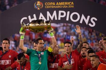 Históricos de la 'Roja': "No se puede comparar dos Copas América con un tercer lugar en un Mundial"