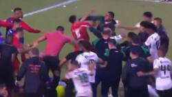 Combos iban y venían: Batalla campal entre el Coritiba y el Athletico Paranaense de Luciano Arriagada