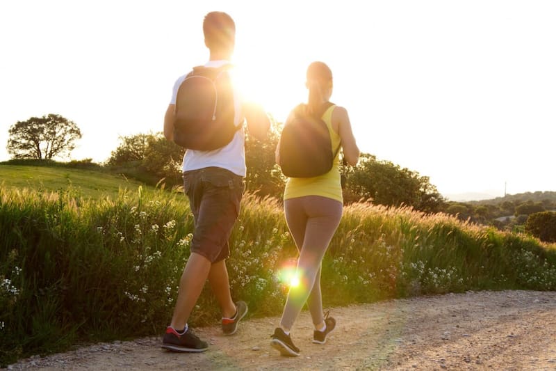 La actividad que tienes que hacer diariamente es caminar.