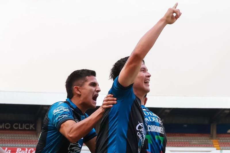 El equipo del Chino González ganó en México. Foto: @clubqueretaro en Instagram.
