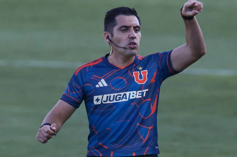 Los mejores memes del partido.