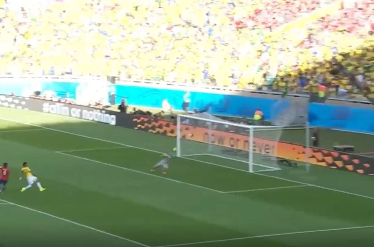 VIDEO | Aún duele: Se cumplen 8 años del penal de Mauricio Pinilla por La Roja ante Brasil