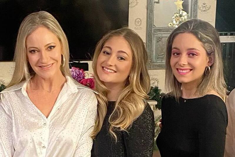 Marcela Vacarezza, Florencia Araneda y Martina Araneda / Créditos: Instagram
