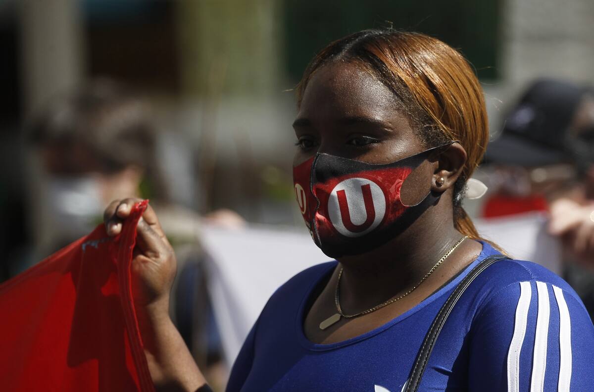 Coordinadora Nacional de Inmigrantes realizó marcha por el centro de Santiago