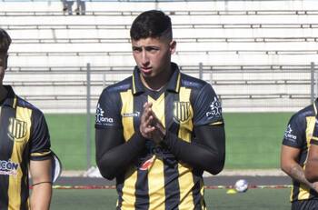 "Sería un honor": El goleador de Tercera División que sueña jugar junto a su hermano en Santiago Wanderers