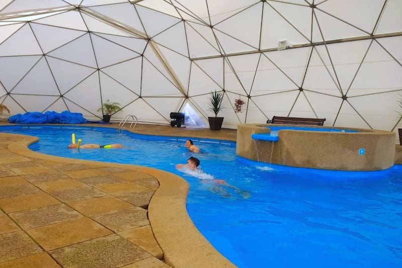 El espacio con piscinas que se convierte en uno de los más llamativos en Quebrada Escobares. Foto: Quebrada El Encanto.