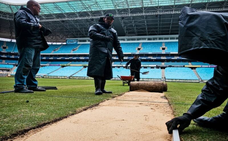 Aún siguen los trabajos en el Arena do Gremio tras las devastadoras inundaciones de mayo. (Foto: @todosnaarena)