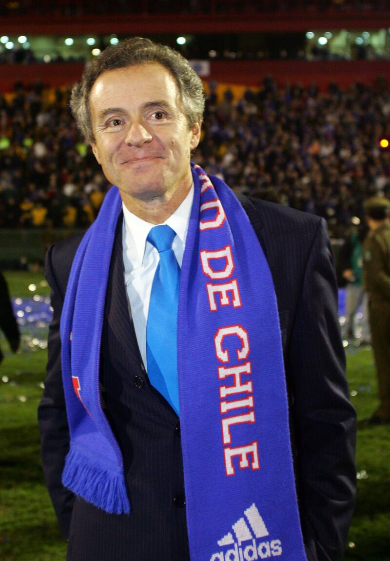 FUTBOL, U. ESPAÑOLA V/S U. DE CHILE
PARTIDO FINAL VUELTA, PLAY OFF APERTURA 2009.
FDERICO VALDES, PRESIDENTE DE AZUL AZUL.
07/07/2009
SANTIAGO, CHILE
MAX MONTECINOS/PHOTOSPORT
SOCCER, U. ESPAÑOLA V/S U. DE CHILE
SECOND MATCH, FINAL APERTURE CHAMPIONSHIP 2009.
XXX, LEFT OR RIGHT PLAYER OF U. ESPANOLA, FIGHTS FOR THE BALL AGAINST XXX
07/07/2009
SANTIAGO, CHILE.
MAX MONTECINOS/PHOTOSPORT