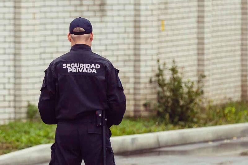 Algunos de los empleos son para guardias de seguridad.
