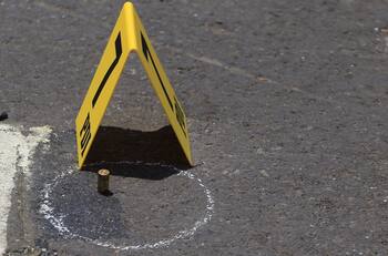 Adolescente se encuentra en riesgo vital luego de haber sido baleado en la cabeza