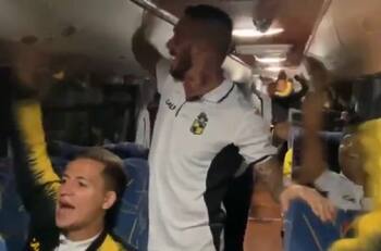 Mauricio Pinilla comandó arenga de Coquimbo previo al duelo con Aragua