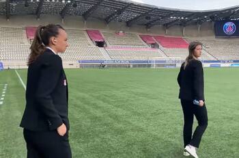 VIDEO | Tiane Endler reconoce el terreno de juego donde irá por el título de Liga en Francia
