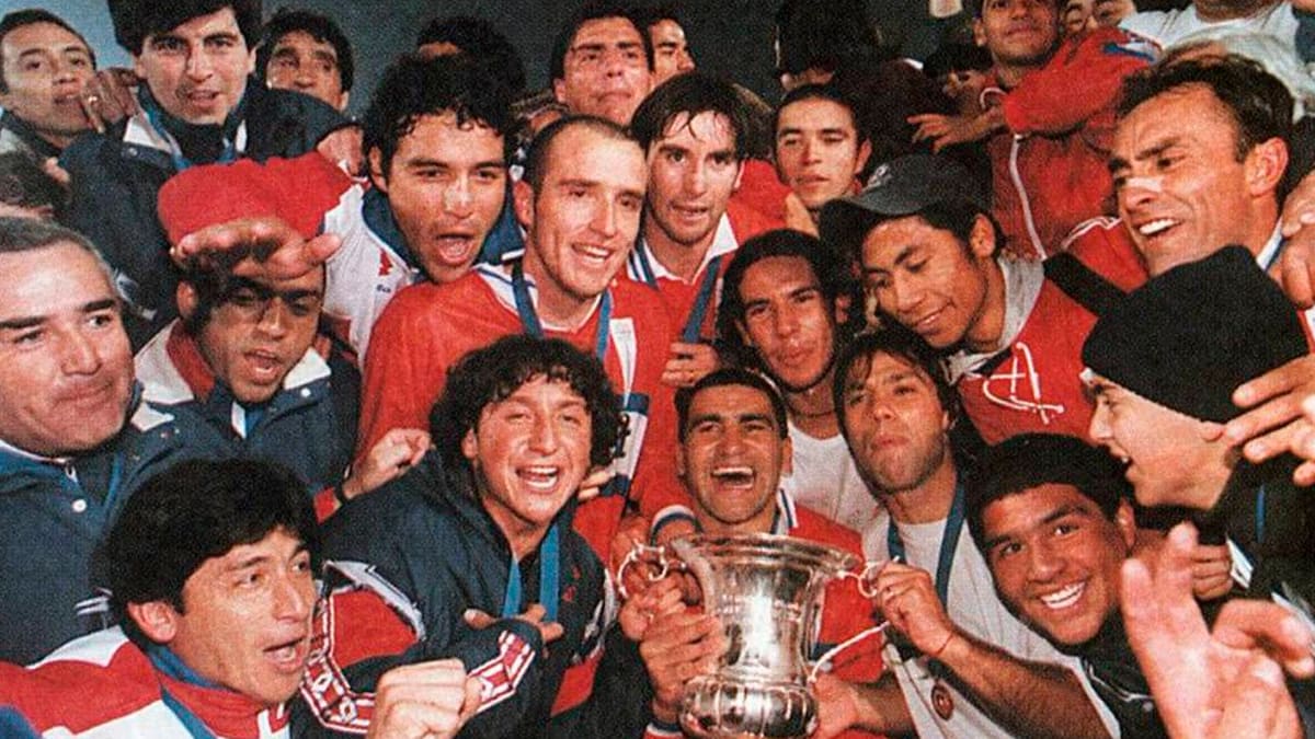 Carvallo y la UC 1997: "Si se quedaba Rozental, ese equipo estaba para pelear la Libertadores”