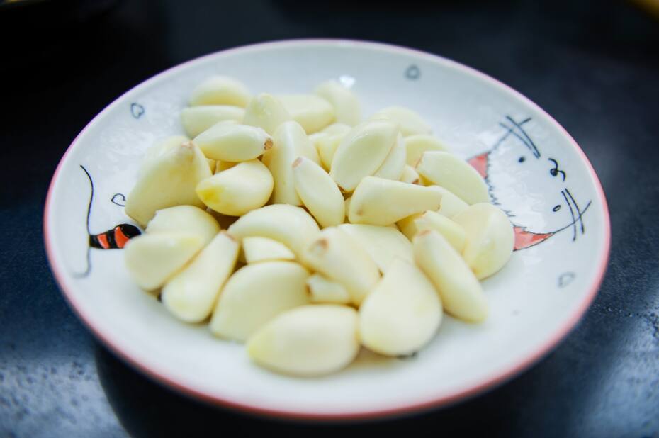 Las propiedades y vitaminas del ajo son excelentes para el aparato respiratorio, pero además tiene múltiples usos en belleza. (Foto: Archivo).
