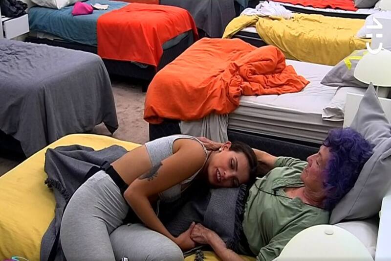 Mónica Ramos y Constanza Capelli en “Gran Hermano” Chile