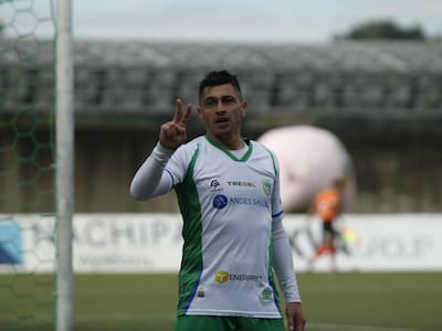 Puerto Montt goleó a Santiago City y sigue puntero: así quedó la Tabla de Posiciones de Segunda División