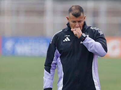 Los tres nombres que suenan en Colo Colo para reemplazar a Jorge Almirón