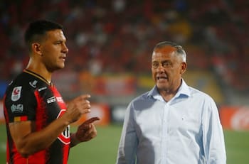 “Tengo el mejor campeonato de la historia”: DT de Primera B se defiende de las críticas