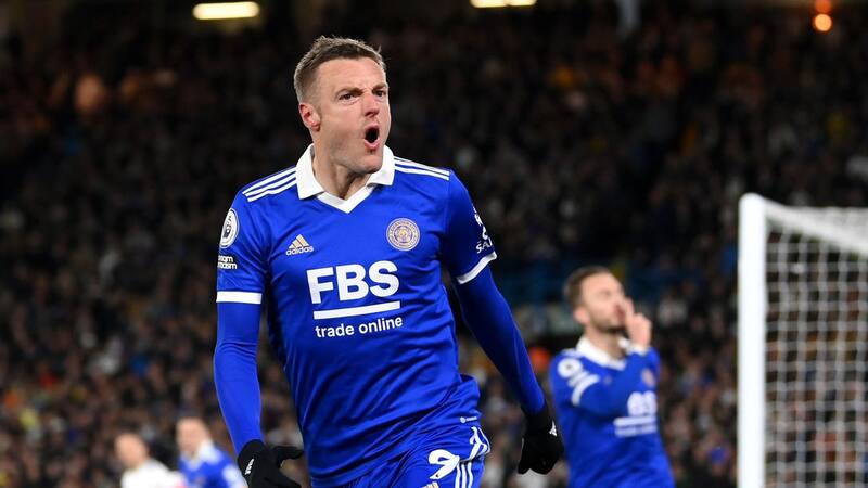 Leicester lucha por mantener la categoría en la Premier League.