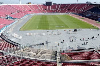 Constanza Martínez deja la Delegación Presidencial Metropolitana: ¿Cómo afectará esto al fútbol chileno?