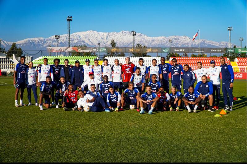 Junior prepara en La Cisterna el duelo del martes ante Colo Colo. (@JuniorClubSA)