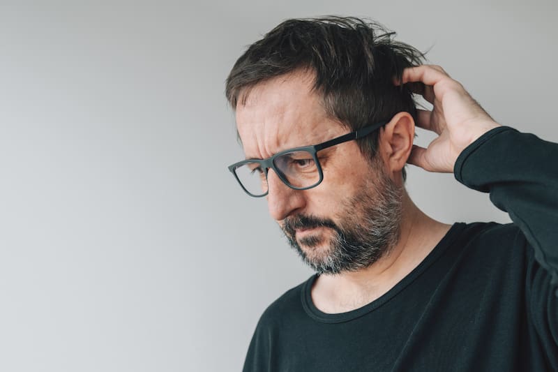 Puede estar relacionada con las imágenes que evocamos en relación con las palabras.