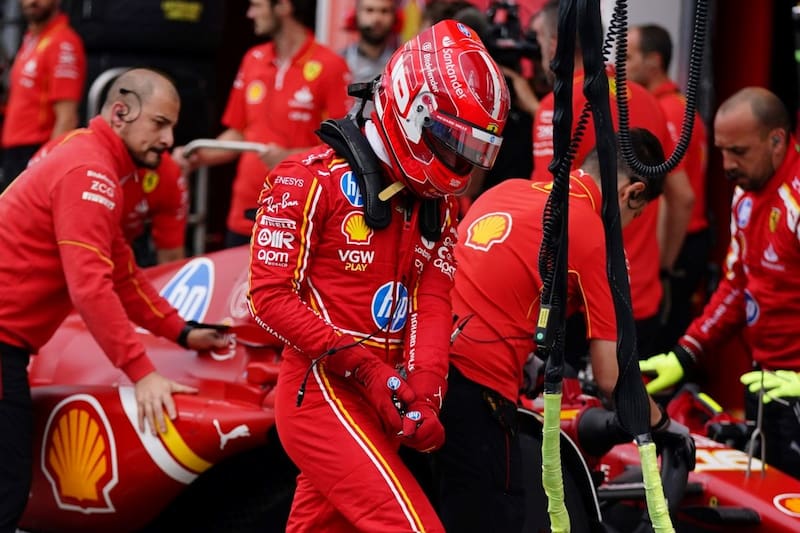Charles Leclerc también abandonó la carrera antes de tiempo. Foto: EFE