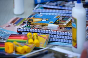 Estas son las personas que pueden recibir útiles escolares gratis