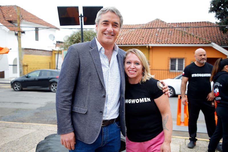 Levantó casi 94 kilos: José Luis Repenning realiza impresionante hazaña física en “Tú Día”