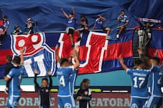 Destapan presunto nexo entre jugadores de la U y directivo de Azul Azul con narco barrista de Los de Abajo