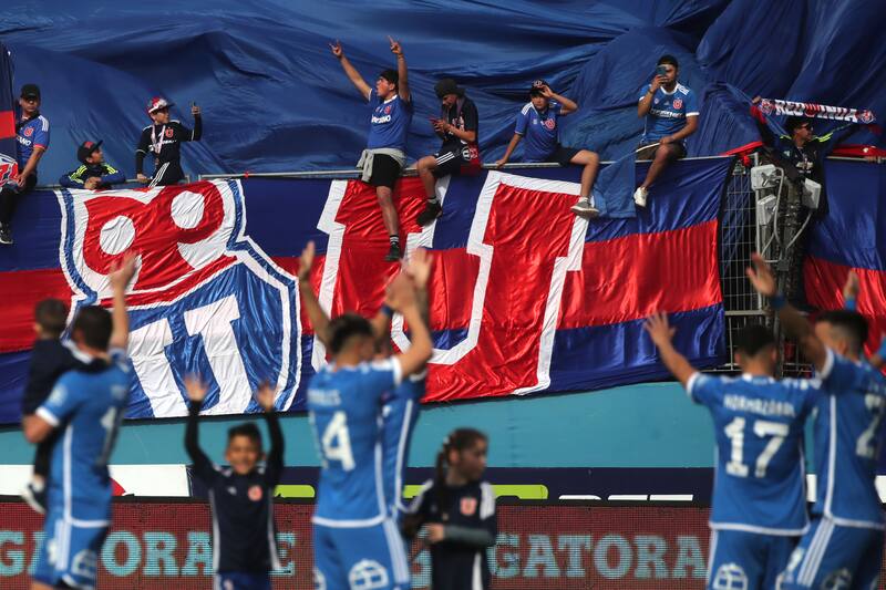 . Los hinchas de Universidad de Chile en el Estadio Nacional