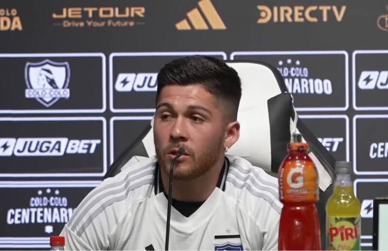 en su presentación en Colo Colo.