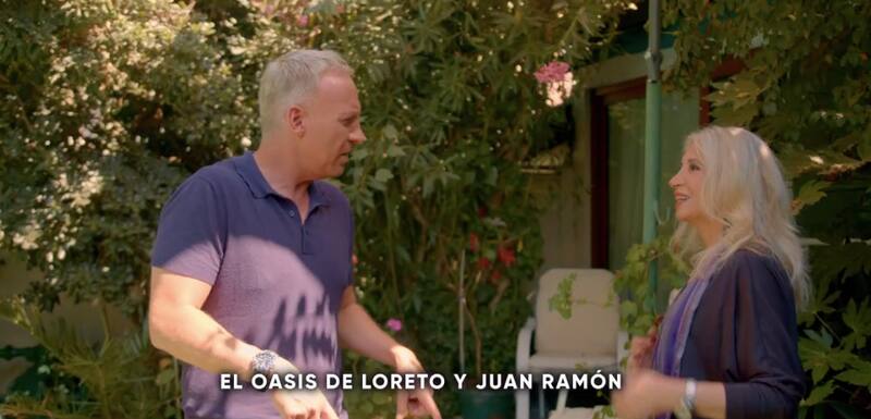 El patio deLoreto Valenzuela cuenta con amplias áreas verdes. Créditos: Canal 13.