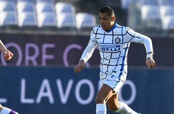¿El quinto delantero? La insospechada competencia de Alexis Sánchez para ganarse un puesto en el Inter