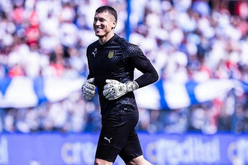 En 2024 jugó por Peñarol 38 partidos. Foto: @oficialcap