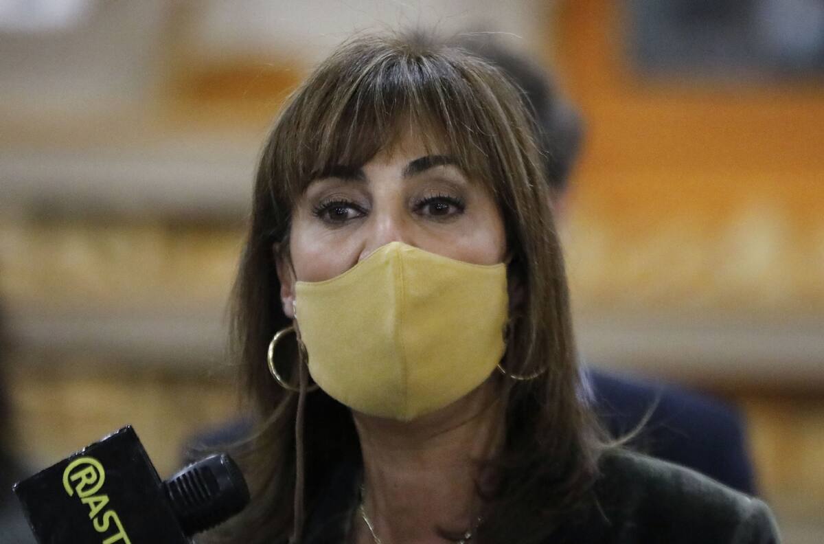 Gobierno criticó dichos de Kaiser: "Es inaceptable que se ponga en duda el derecho a voto de las mujeres"